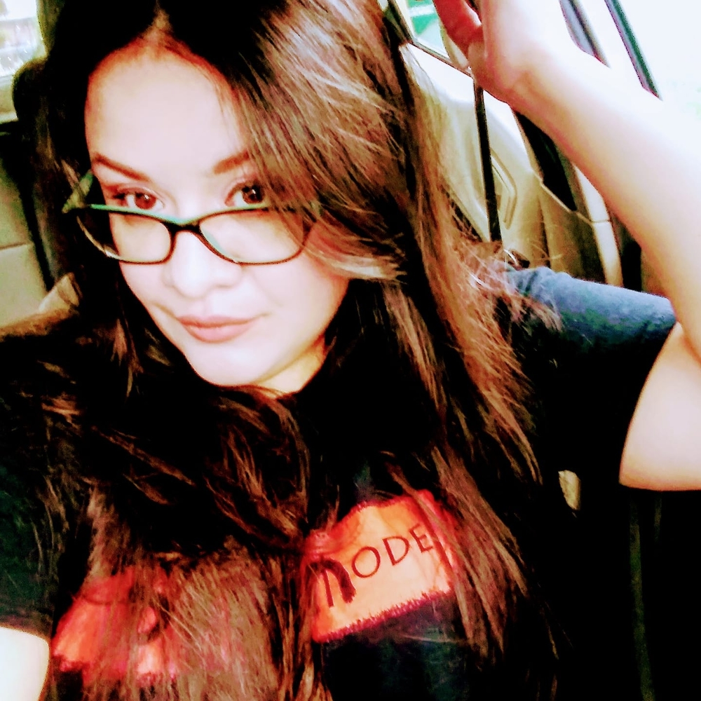 Meet your Posher, Angela